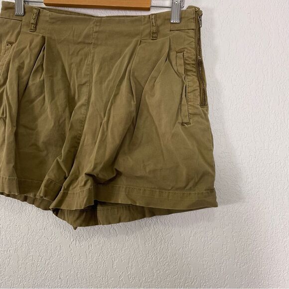 By Anthropologie Khaki High Waisted Shorts - Picture 3 of 5